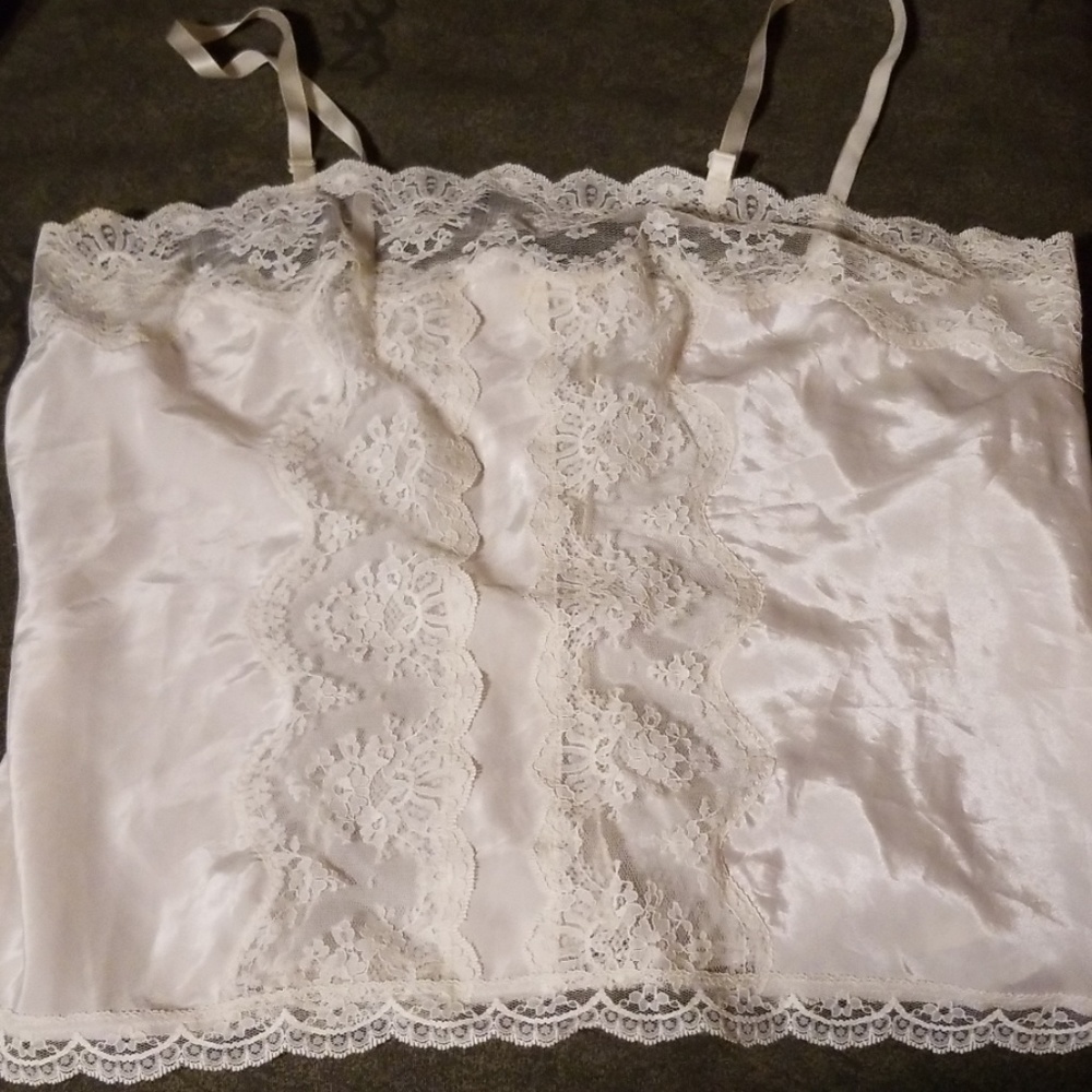 Beautiful Ecru lacy cami